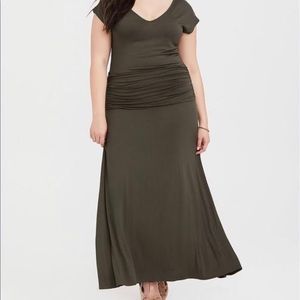 New olive green jersey maxi dress size 00 or 10 Torrid